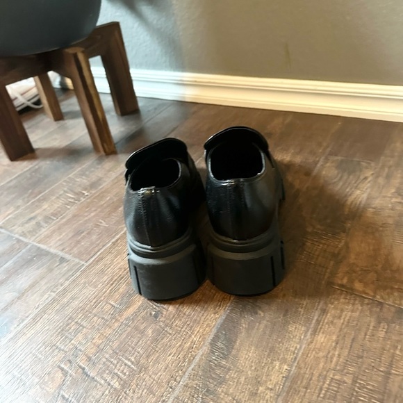 Chinese Laundry | Jensen - Picture 6 of 7